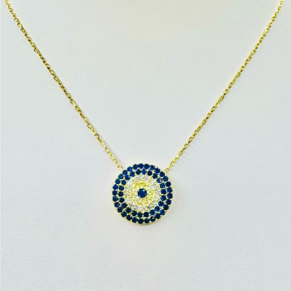 Elegant 18K Gold and Sapphire Blue Pendant Necklace - Picture 5 of 5